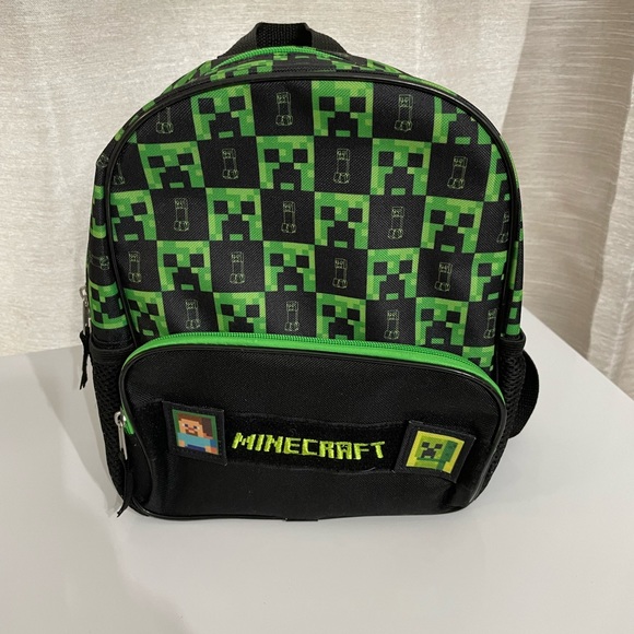 New medium Minecraft backpack whiteout tag - Picture 1 of 8